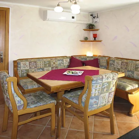 ;wp 100s Apartament *